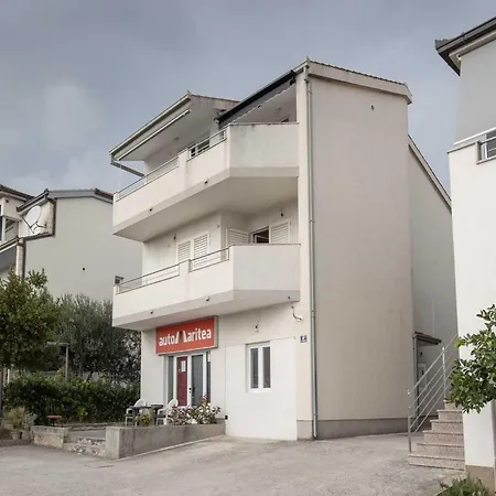 Apartment Andelka With Swimming Pool Split