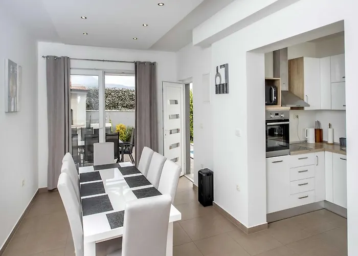 Andelka With Swimming Pool Split