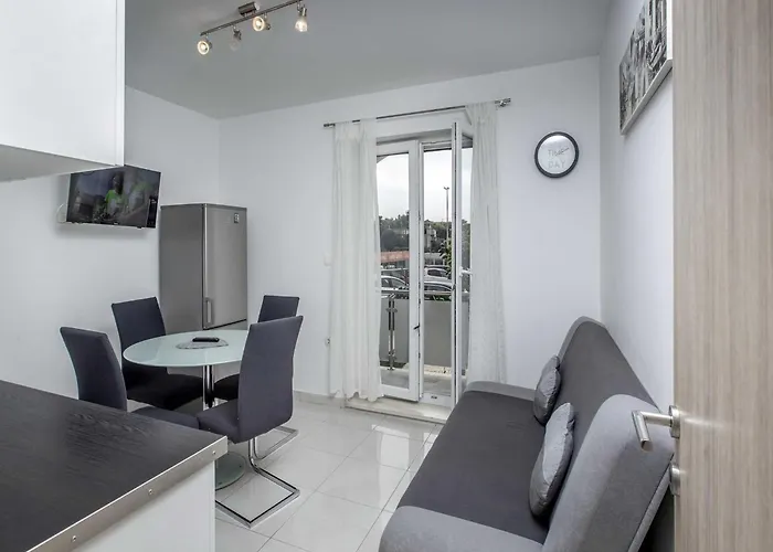 Andelka With Swimming Pool Split