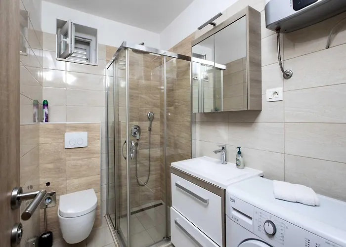 Apartment Andelka With Swimming Pool